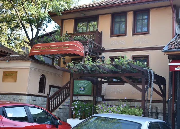 Hotel Family At Renaissance Square Plovdiv