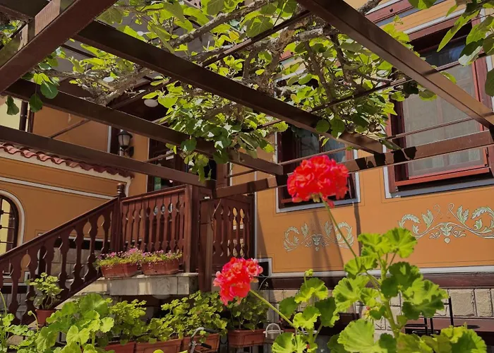 Hotel Family At Renaissance Square Plovdiv