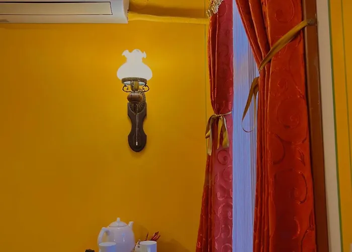 Hotel Family At Renaissance Square Plovdiv