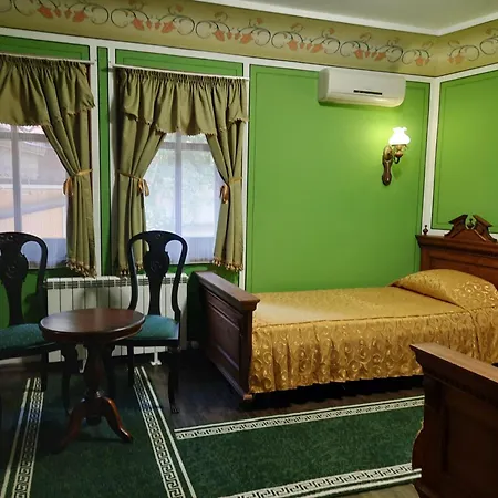Hotel Family At Renaissance Square Plovdiv