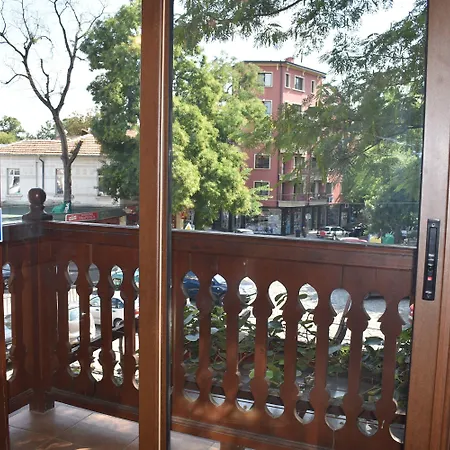 Family At Renaissance Square מלון פלובדיב