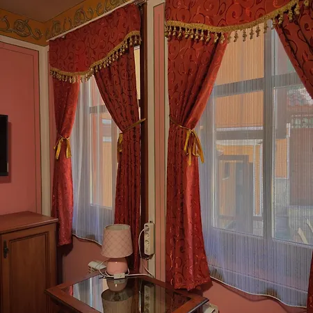 Family At Renaissance Square プロヴディフ