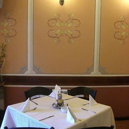 Family At Renaissance Square 3* פלובדיב