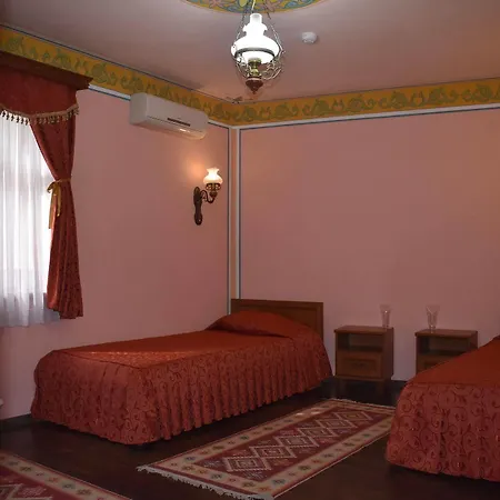 Hotel Family At Renaissance Square Plovdiv